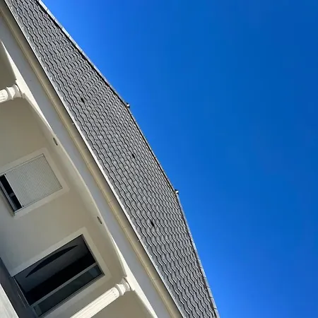 Villa Conviviale Гостевой дом Houilles